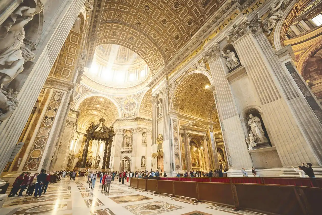 Der Petersdom: Offizieller Audio Guide, Rom, Italien, Vatican City Pass. Der Petersdom: Offizieller Audio Guide, Rom, Italien, Vatican City Pass.