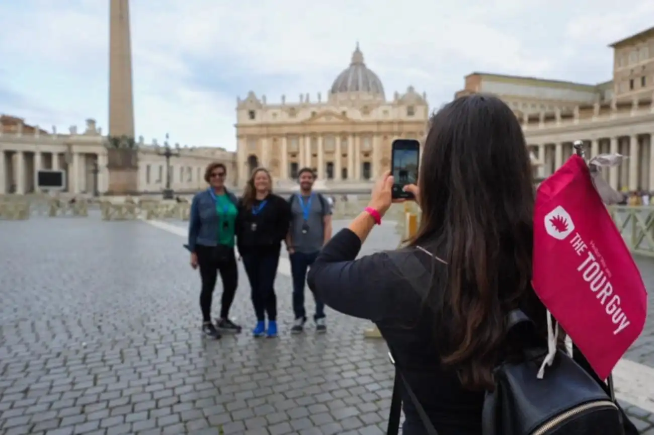 Museus do Vaticano e Coliseu + visita guiada, Roma, Itália, Vatican City Pass. Museus do Vaticano e Coliseu + visita guiada, Roma, Itália, Vatican City Pass.