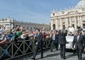 教皇觐见和圣彼得大教堂。导游介绍, 罗马, 意大利, Vatican City Pass.